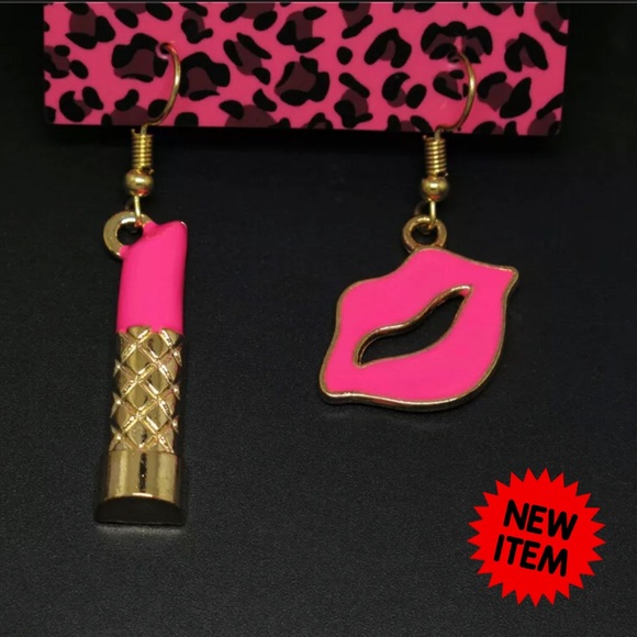 Betsey Johnson Sexy Lipstick Kiss Earrings - Picture 3 of 5
